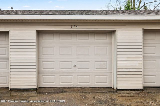 917 Brookside Drive 174, Grand Ledge, MI 48837