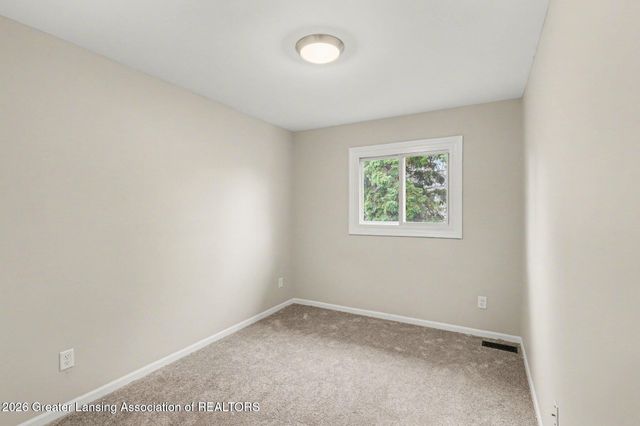 917 Brookside Drive 174, Grand Ledge, MI 48837