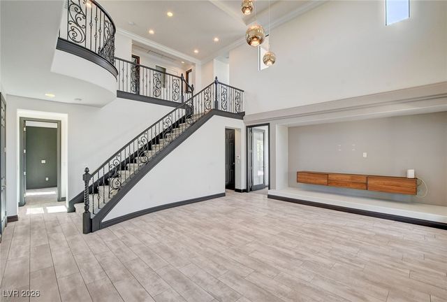 716 Chervil Valley Drive, Las Vegas, NV 89138