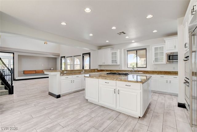 716 Chervil Valley Drive, Las Vegas, NV 89138