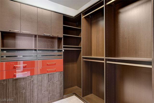 716 Chervil Valley Drive, Las Vegas, NV 89138