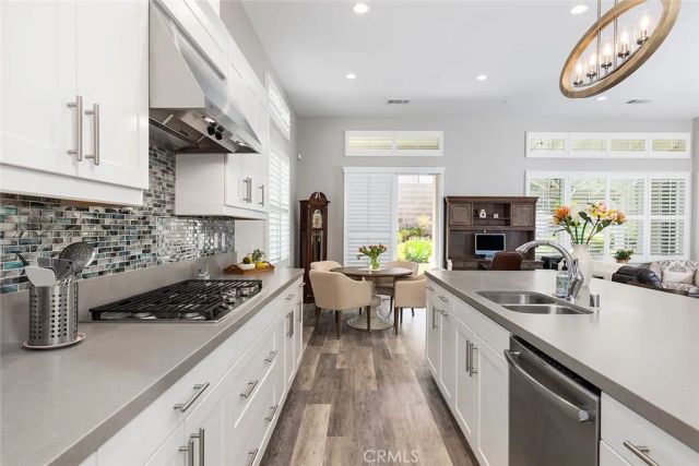 25118 Citron Lane, Canyon Country, CA 91387