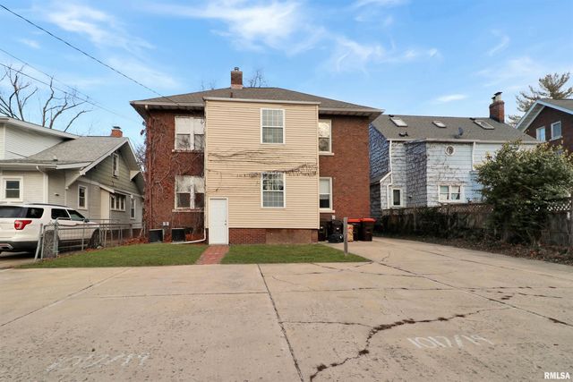 1019 N FARMINGTON Road, Peoria, IL 61606