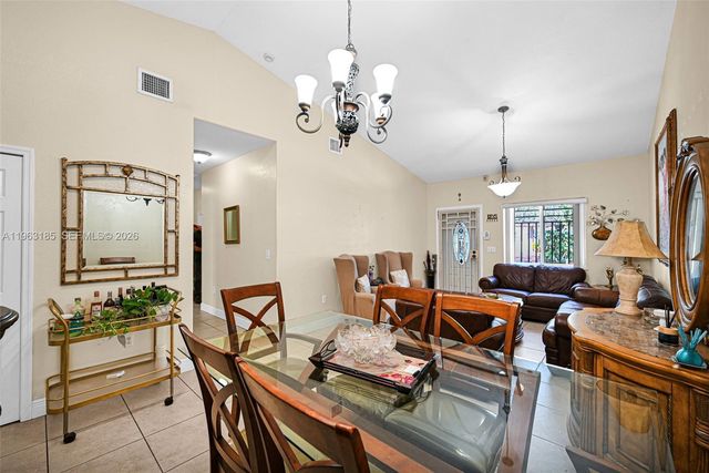 940 NE 13th Ave, Homestead, FL 33033