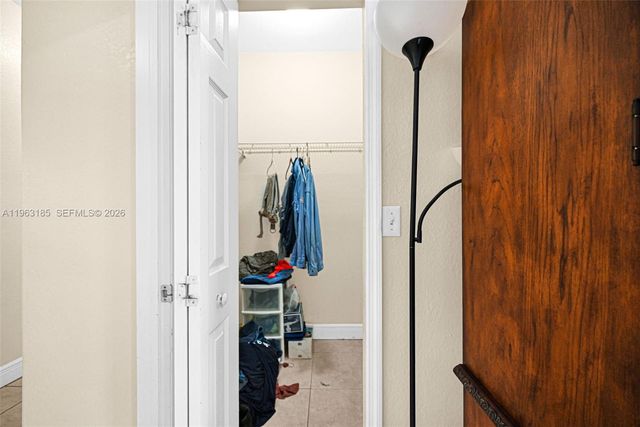 940 NE 13th Ave, Homestead, FL 33033