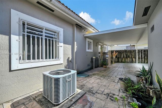 940 NE 13th Ave, Homestead, FL 33033