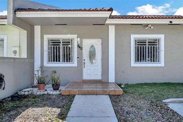 940 NE 13th Ave, Homestead, FL 33033