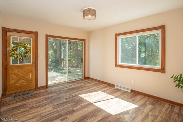 12800 Redwood Avenue NW, Uniontown, OH 44685
