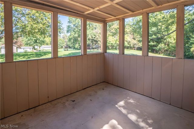 12800 Redwood Avenue NW, Uniontown, OH 44685
