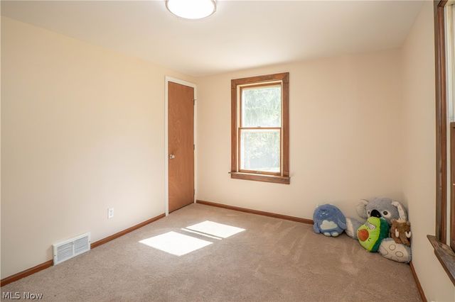 12800 Redwood Avenue NW, Uniontown, OH 44685