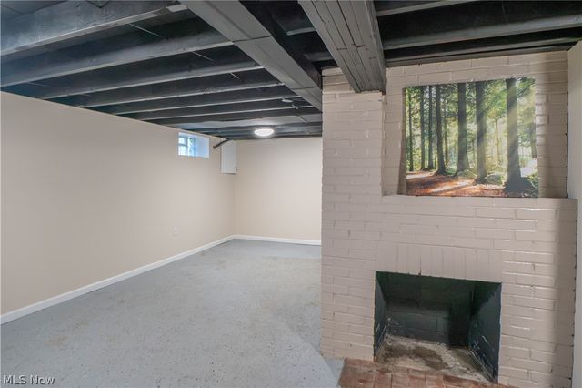 12800 Redwood Avenue NW, Uniontown, OH 44685