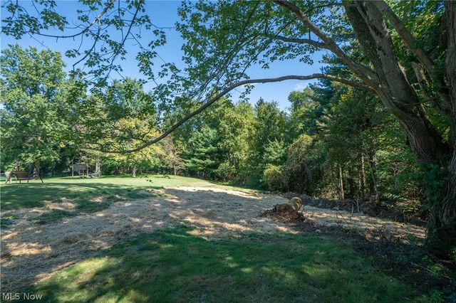 12800 Redwood Avenue NW, Uniontown, OH 44685