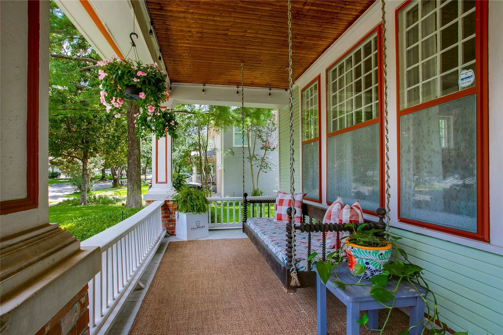 105 S Winnetka Avenue, Dallas, TX 75208 — photo 3