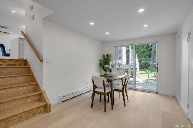 58 Briar Lane, Jericho, NY 11753