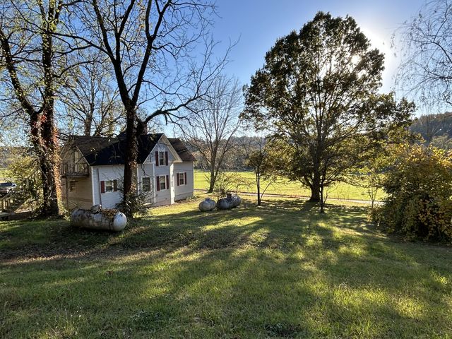 2979 Indian Creek Rd, Pulaski, TN 38478