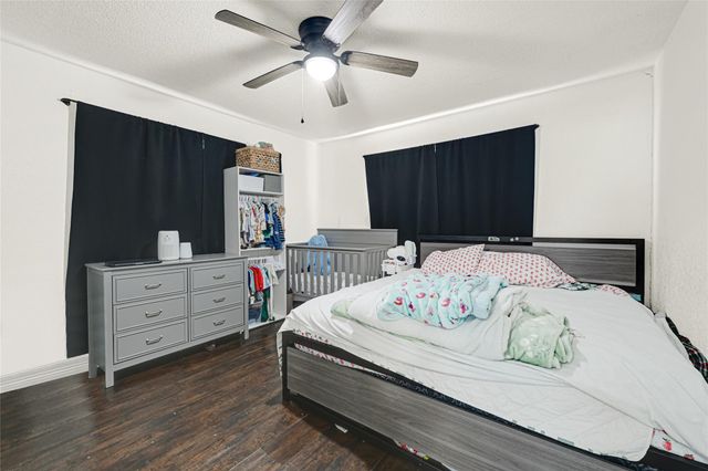 2324 13th Avenue N, Texas City, TX 77590