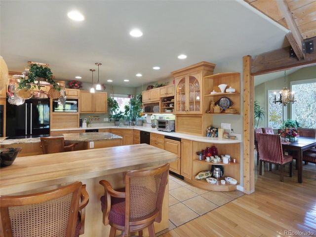 28 Sky Pilot Dr, Silverthorne, CO 80498