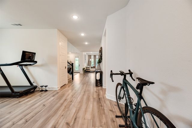 820 Filly, Aubrey, TX 76227
