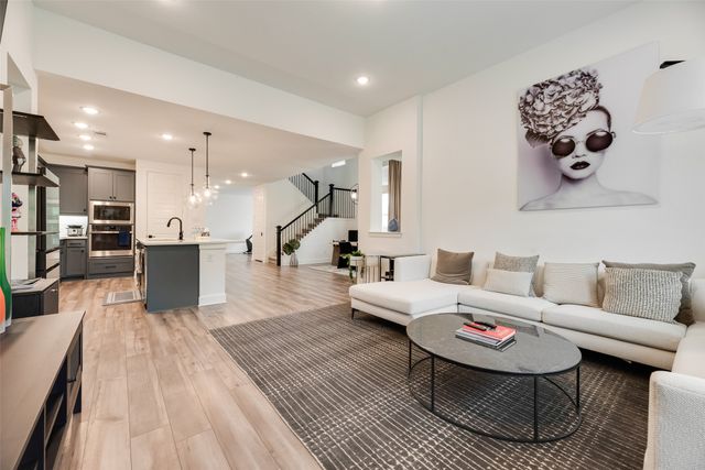 820 Filly, Aubrey, TX 76227