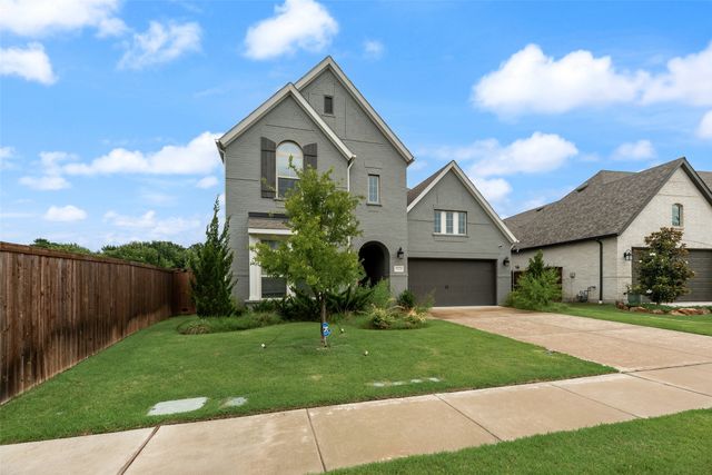 820 Filly, Aubrey, TX 76227