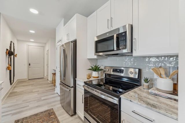 2020 Grandway Drive 11201, Katy, TX 77449