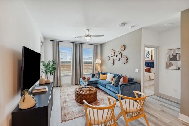 2020 Grandway Drive 11201, Katy, TX 77449