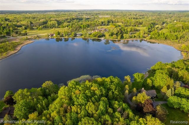 Lot 17 VL Golf Club, Howell, MI 48843