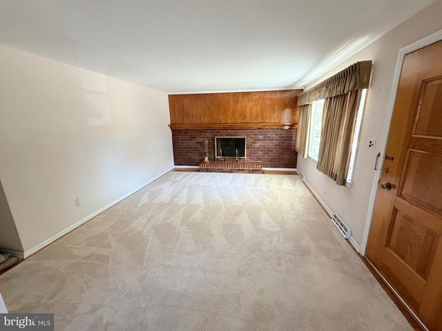422 CHALFONTE DR, Baltimore, MD 21228