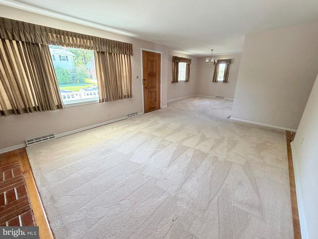 422 CHALFONTE DR, Baltimore, MD 21228