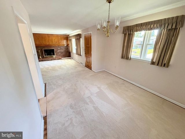 422 CHALFONTE DR, Baltimore, MD 21228
