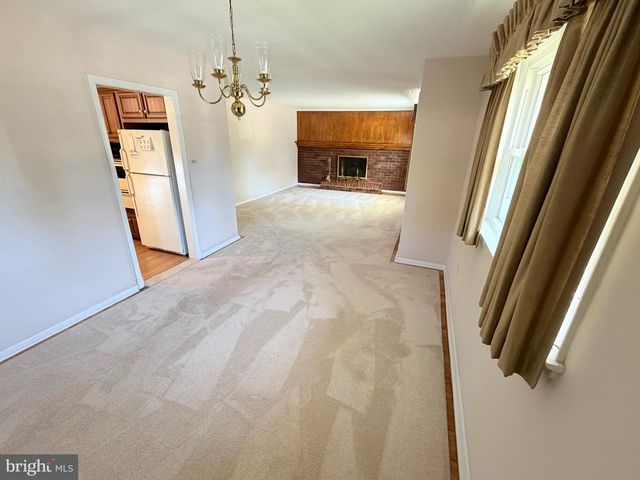 422 CHALFONTE DR, Baltimore, MD 21228