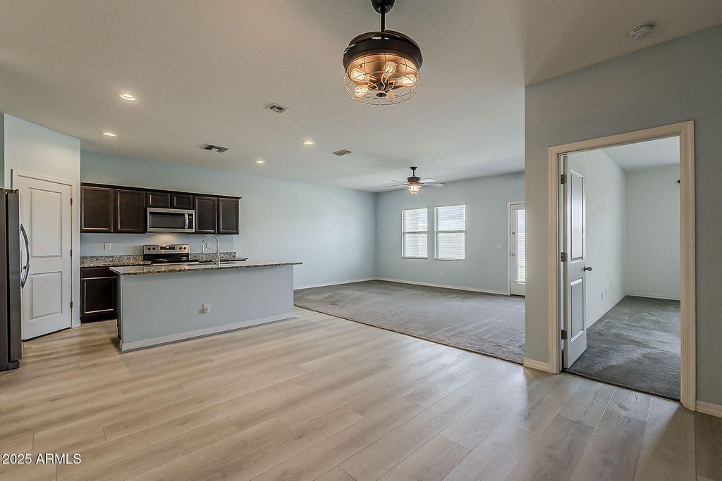 2396 E SAN MIGUEL Drive, Casa Grande, AZ 85194 — photo 5