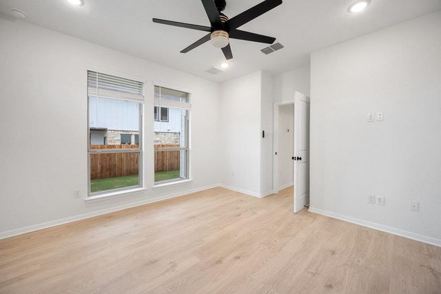 1808 Halas ST, Austin, TX 78652