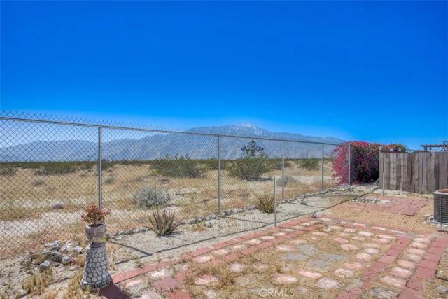 14777 Palm 102, Desert Hot Springs, CA 92240