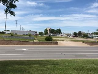 101 N AULT ST, Moberly, MO 65270