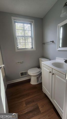 1336 Fairridge Circle SW, Marietta, GA 30008