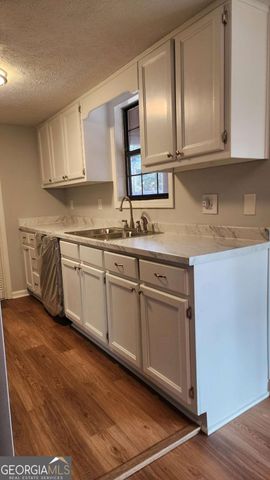 1336 Fairridge Circle SW, Marietta, GA 30008