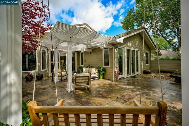 7830 Medinah Ct, Pleasanton, CA 94588