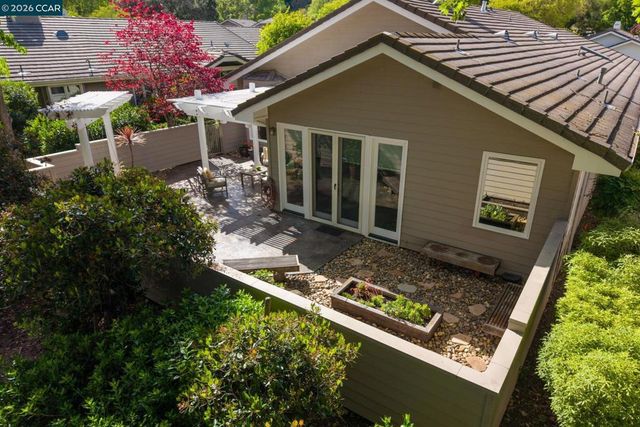 7830 Medinah Ct, Pleasanton, CA 94588