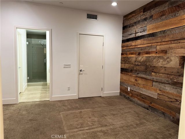 2205 Tom Mix, Los Angeles, CA 90026