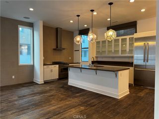 2205 Tom Mix, Los Angeles, CA 90026