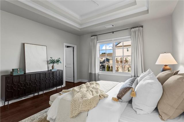 1892 Skyfall NE Circle, Brookhaven, GA 30319