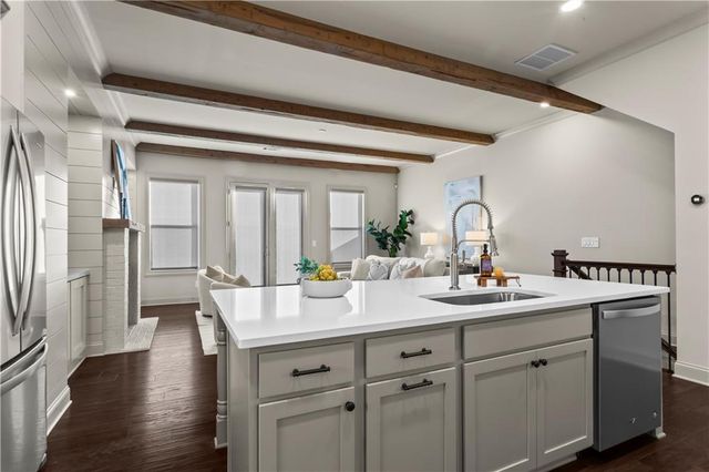 1892 Skyfall NE Circle, Brookhaven, GA 30319