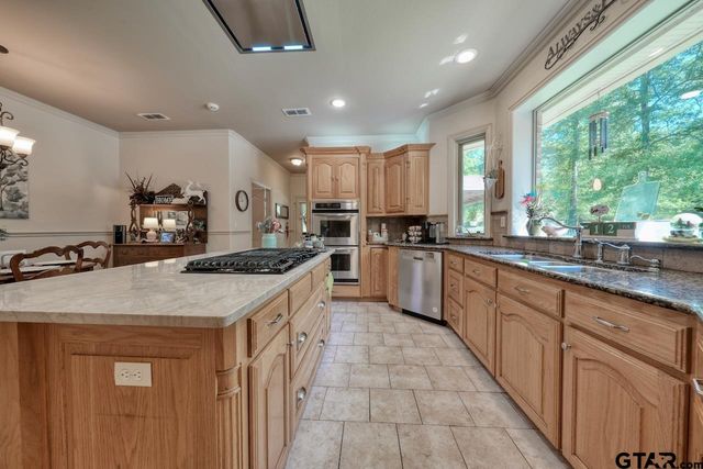 17898 Fm 16 W, Lindale, TX 75771