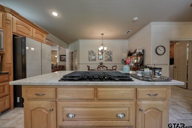 17898 Fm 16 W, Lindale, TX 75771