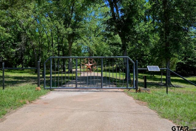17898 Fm 16 W, Lindale, TX 75771