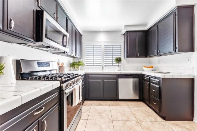 11474 Shippigan, Cypress, CA 90630