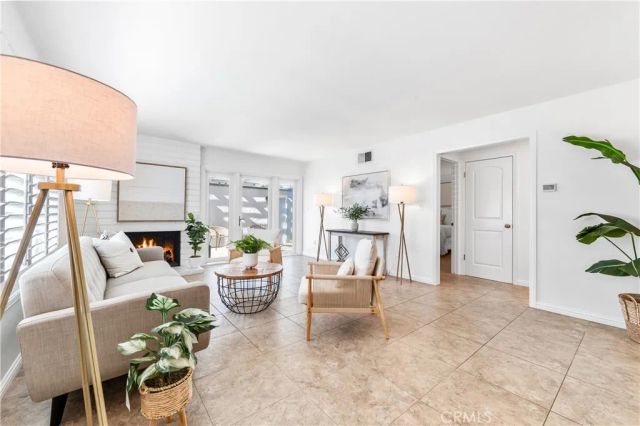 11474 Shippigan, Cypress, CA 90630