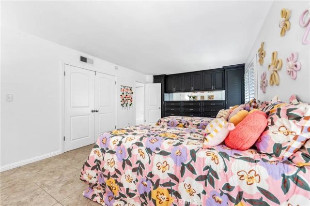 11474 Shippigan, Cypress, CA 90630