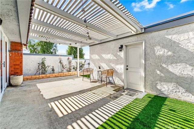 11474 Shippigan, Cypress, CA 90630